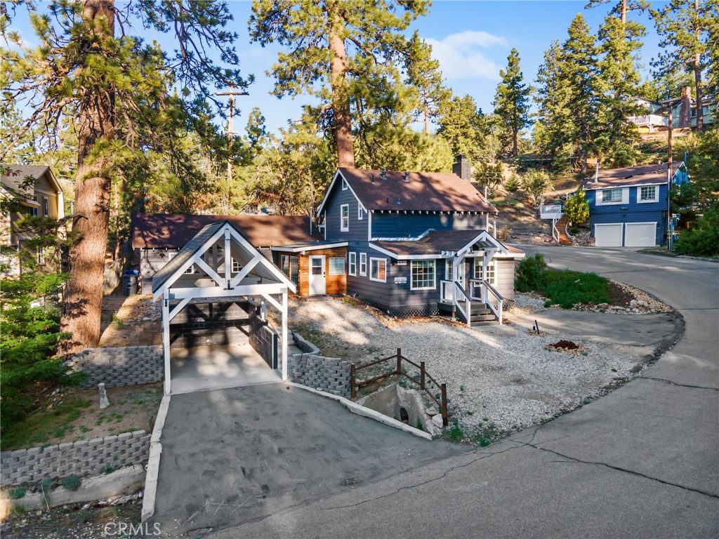 801 Cameron Property Photo 67