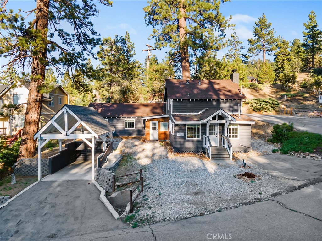 801 Cameron Property Photo 68