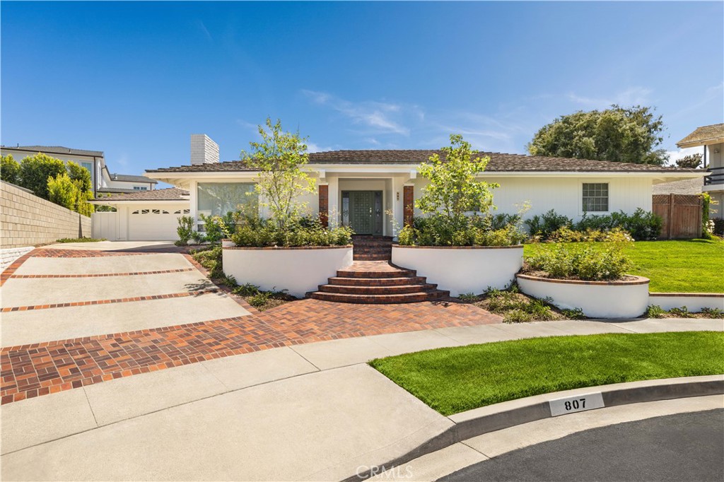 807 Aldebaran Circle Property Photo 1