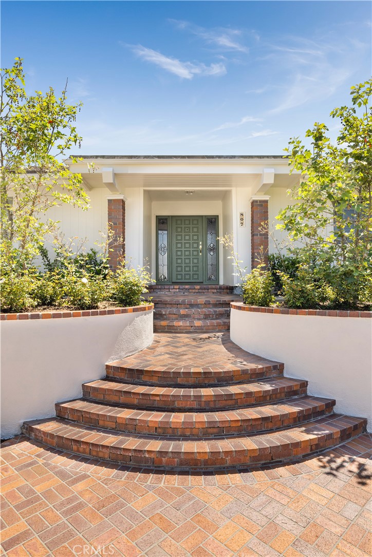 807 Aldebaran Circle Property Photo 6
