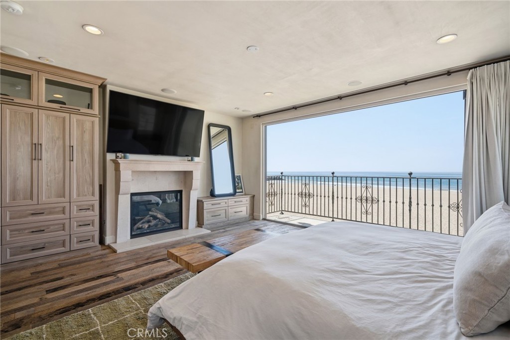 3715 Seashore Drive Property Photo 12
