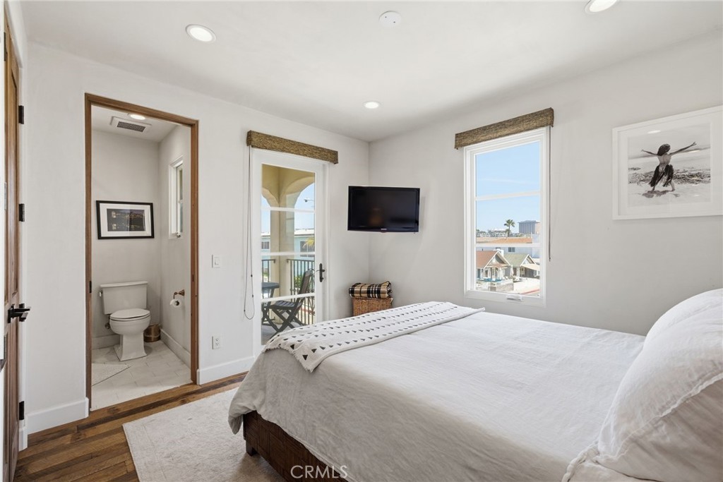 3715 Seashore Drive Property Photo 19