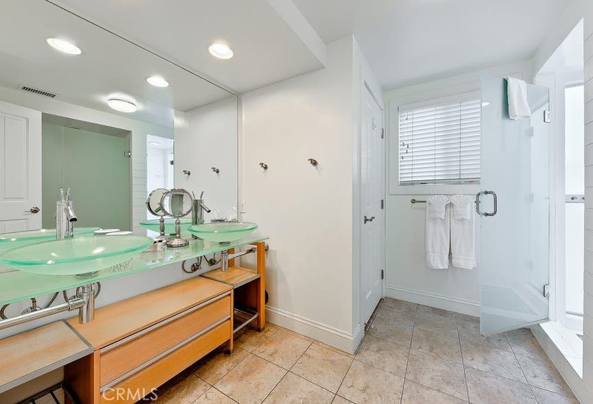 35087 Beach Road Property Photo 13
