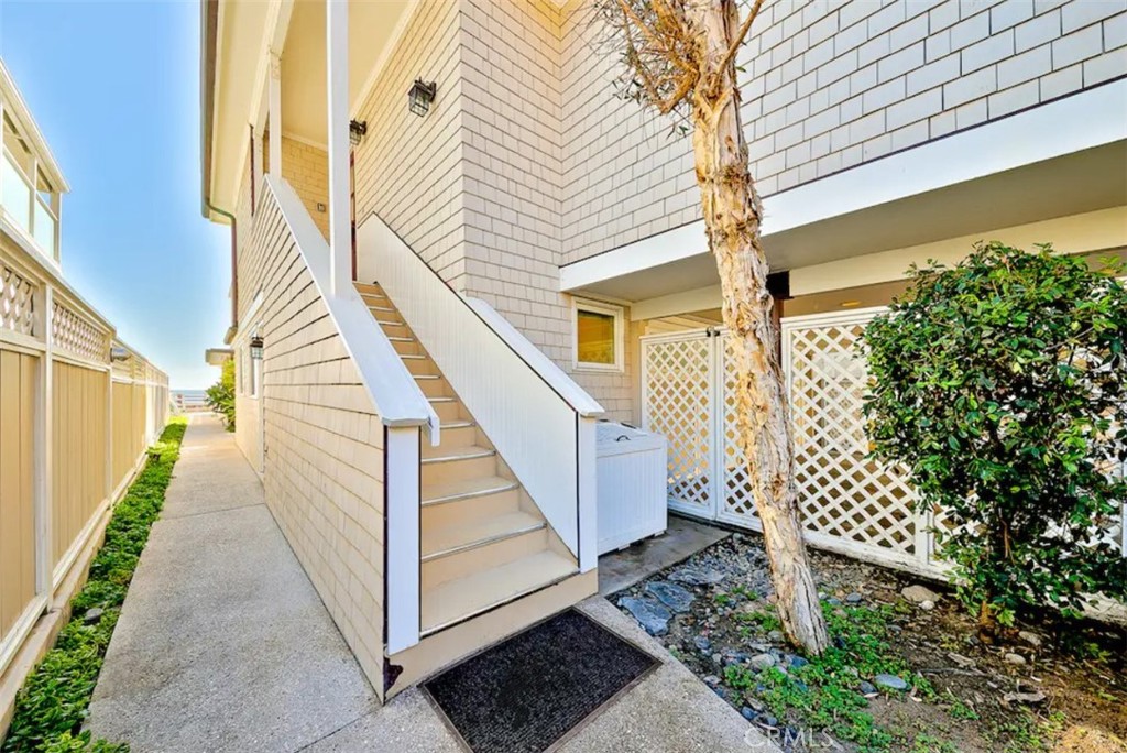 35087 Beach Road Property Photo 17