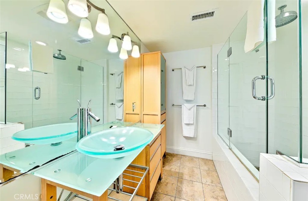 35087 Beach Road Property Photo 19