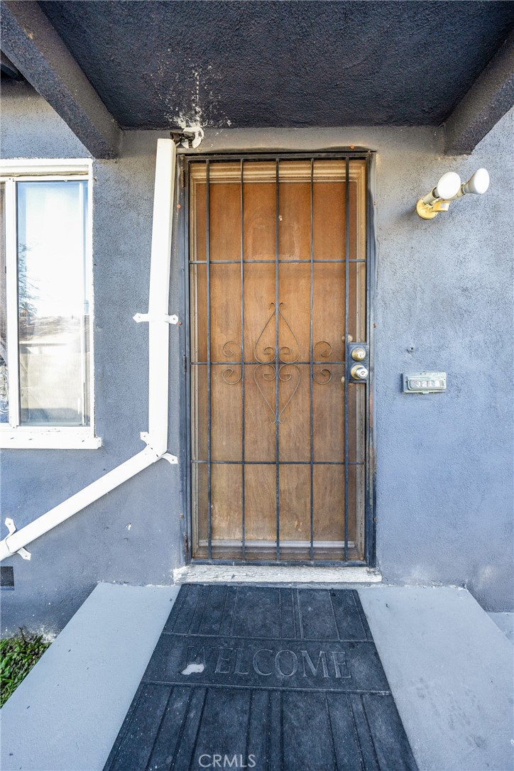 3218 Euclid Property Photo 6