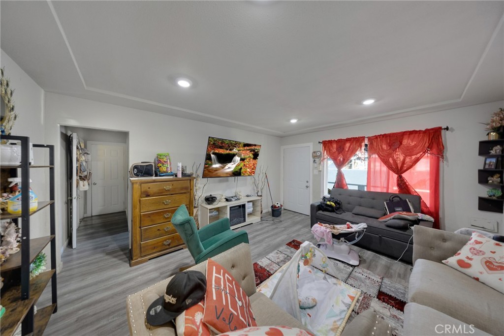 3218 Euclid Property Photo 19