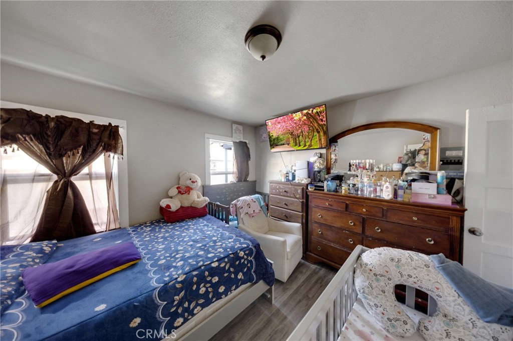 3218 Euclid Property Photo 26