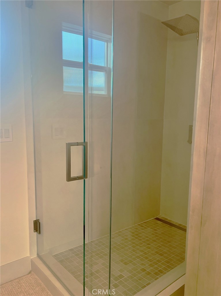 24 Saratoga Property Photo 21