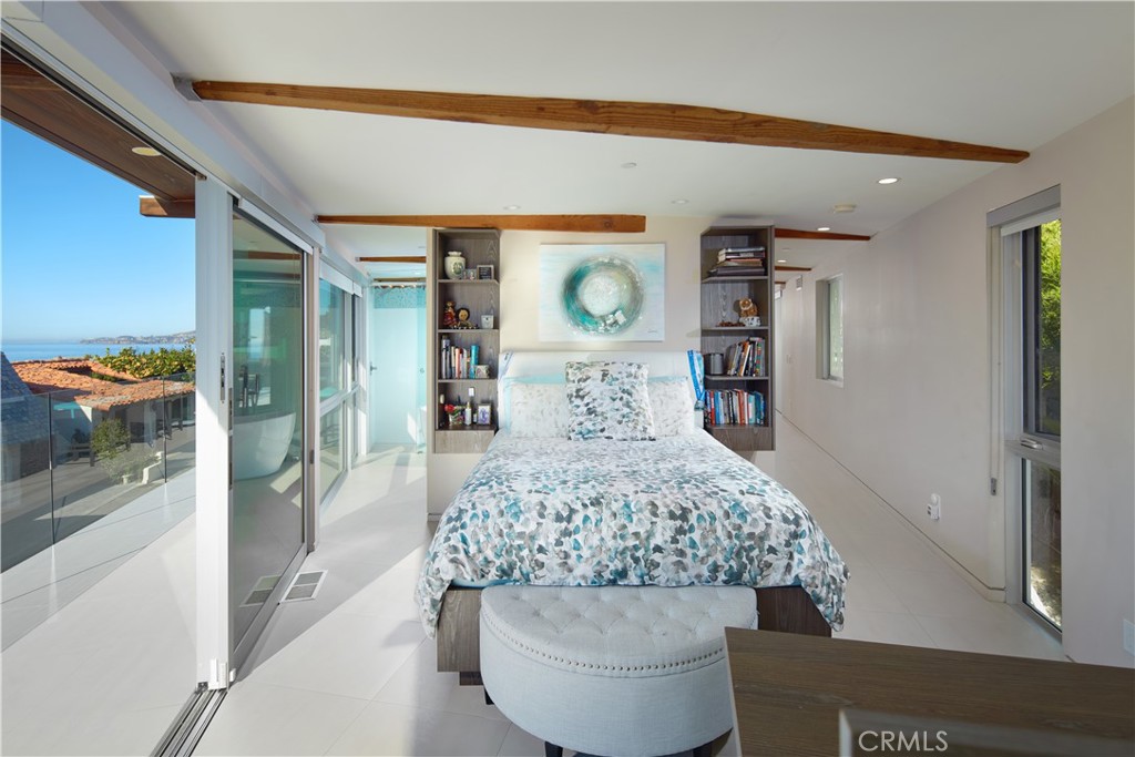 2680 Victoria Drive Property Photo 13