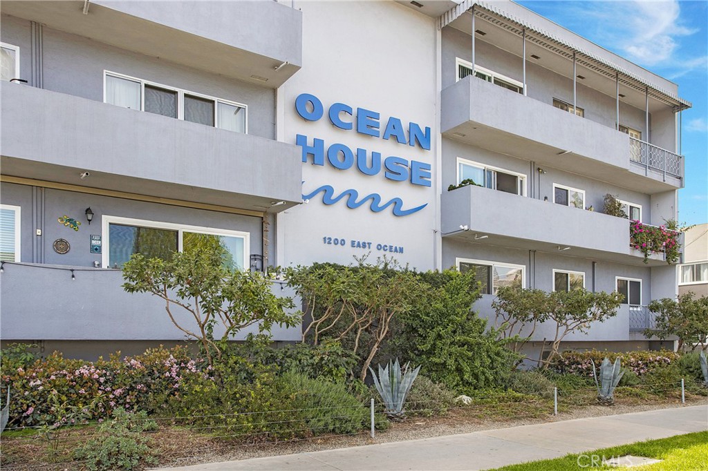 1200 E Ocean 12 Property Photo 69