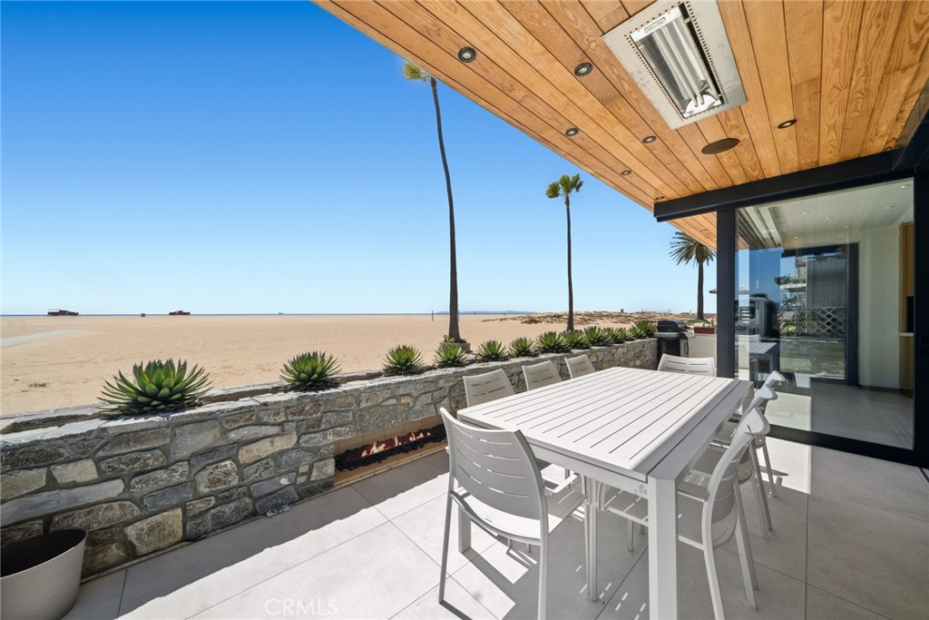 800 W Oceanfront Property Photo 7