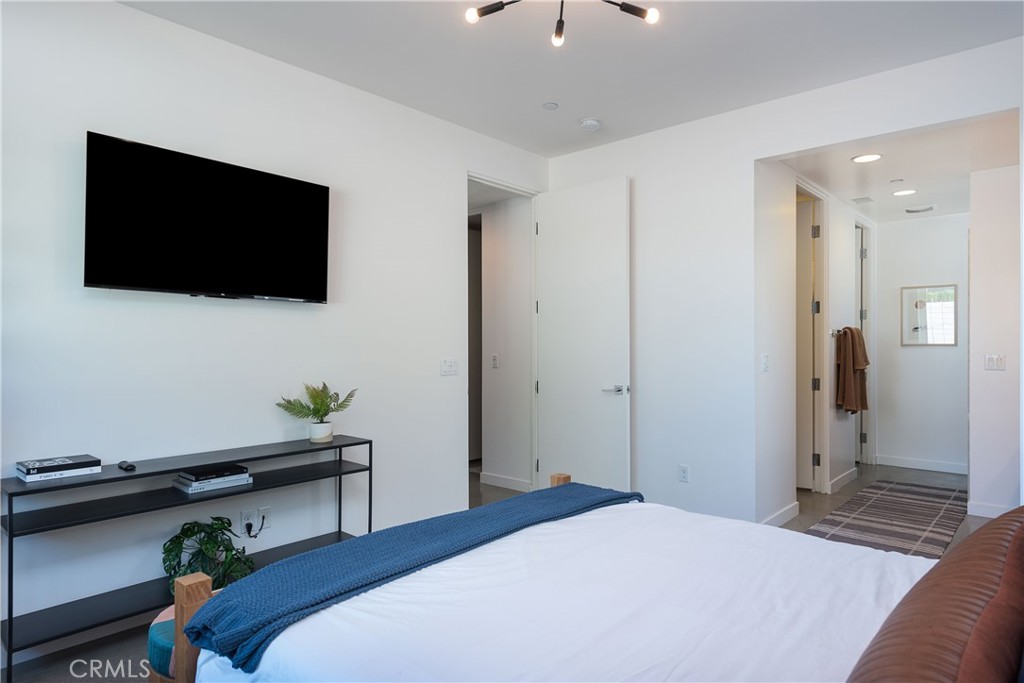 1126 Lucent Court Property Photo 30