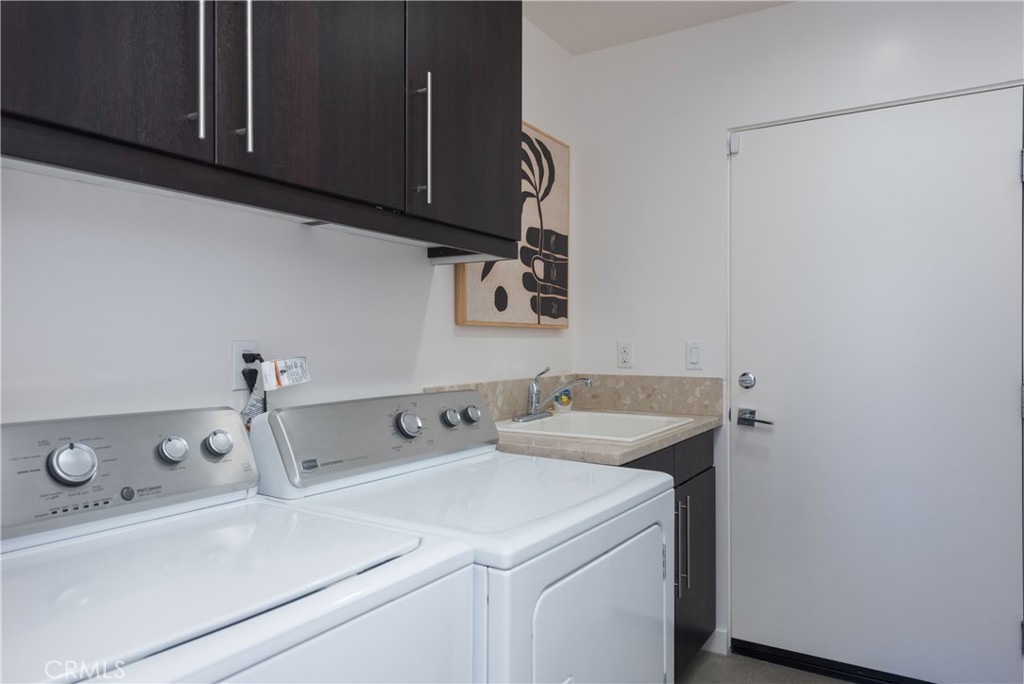 1126 Lucent Court Property Photo 34