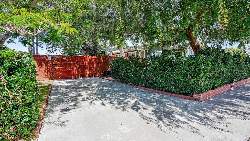 2197 Santa Ana Avenue Property Photo 19