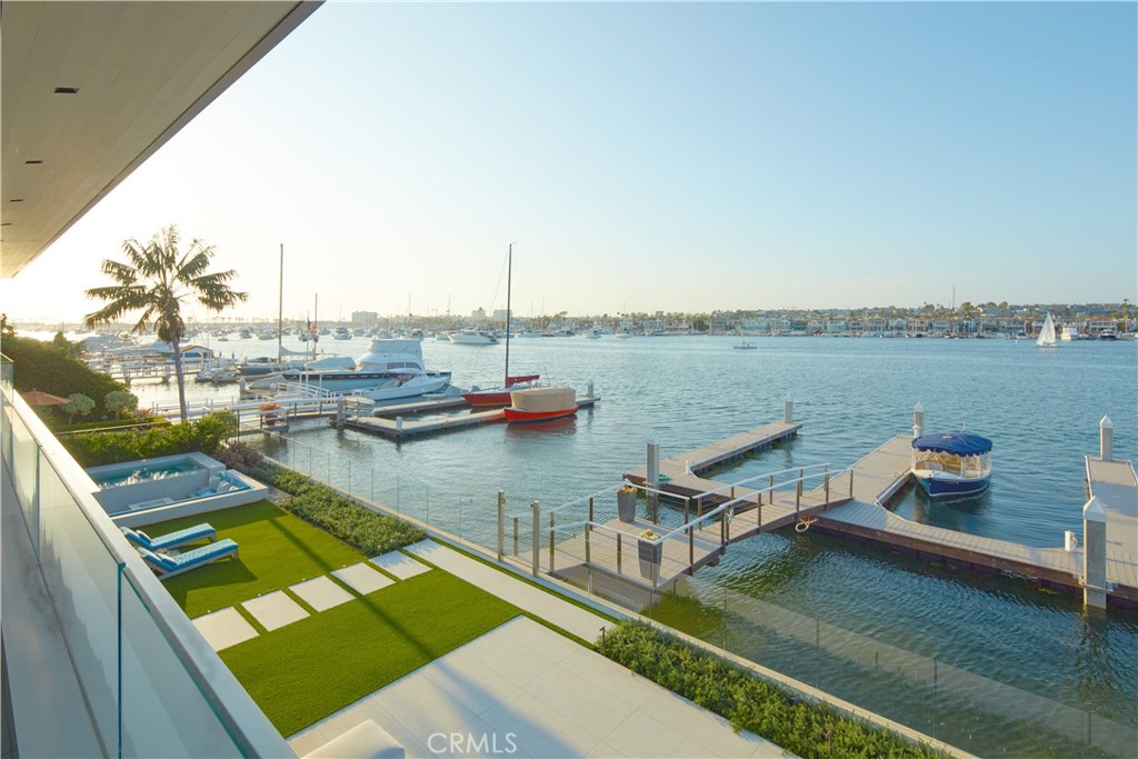 1220 W Bay Avenue Property Photo 68