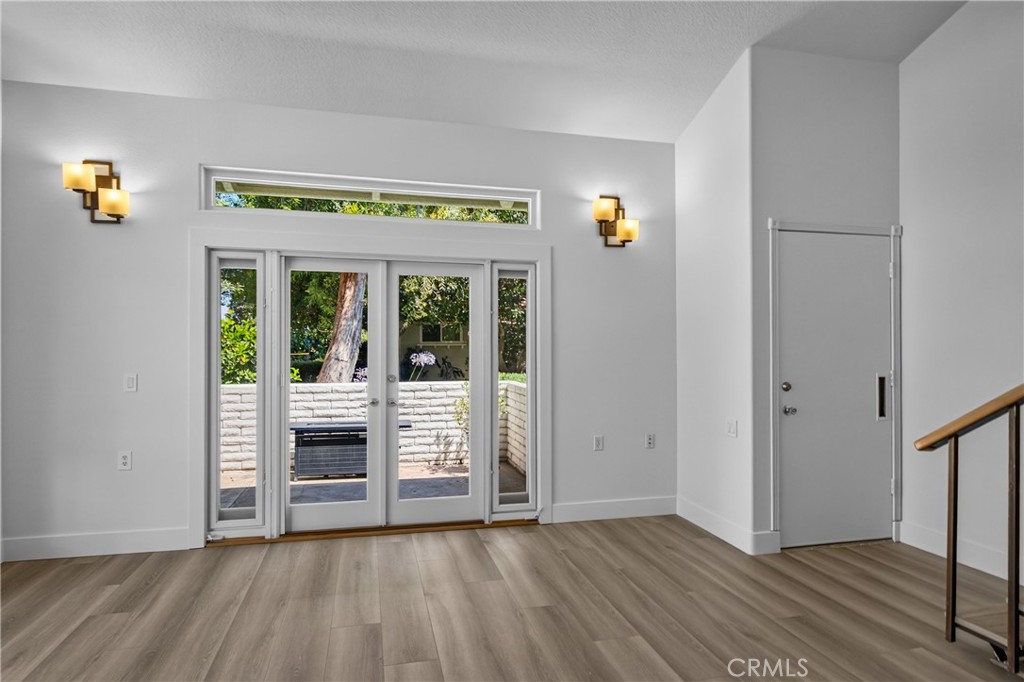 824 Via Alhambra D Property Photo 5
