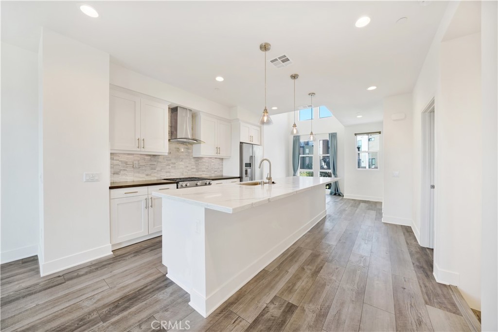 1658 Topanga Property Photo 1