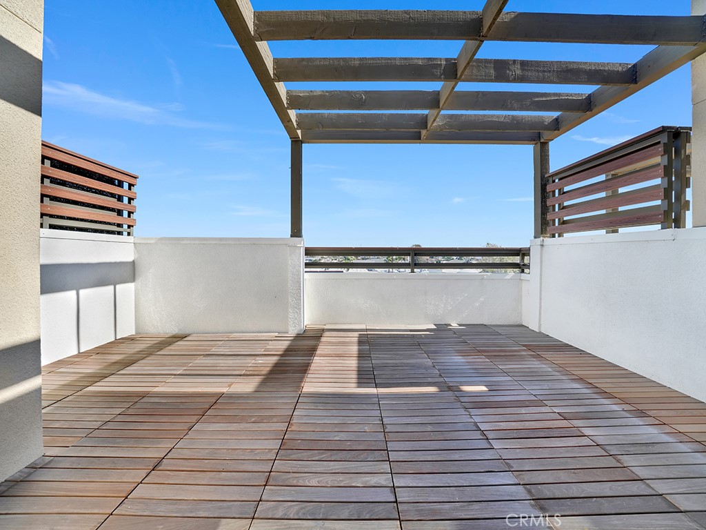 1658 Topanga Property Photo 37