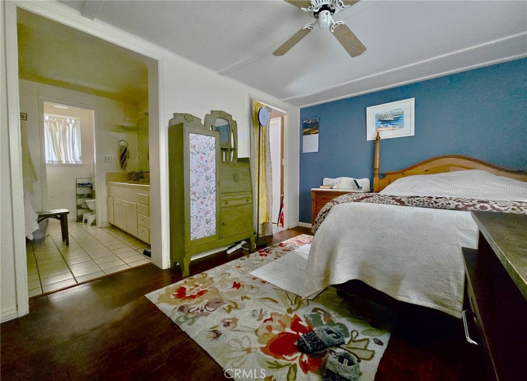 69 Saratoga Property Photo 13