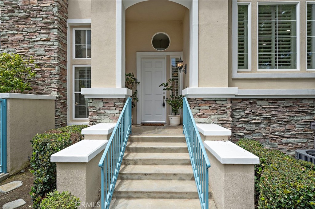 44 Chandon Property Photo 4