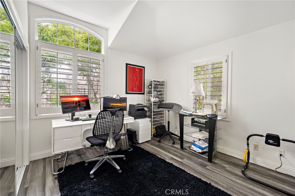 44 Chandon Property Photo 25