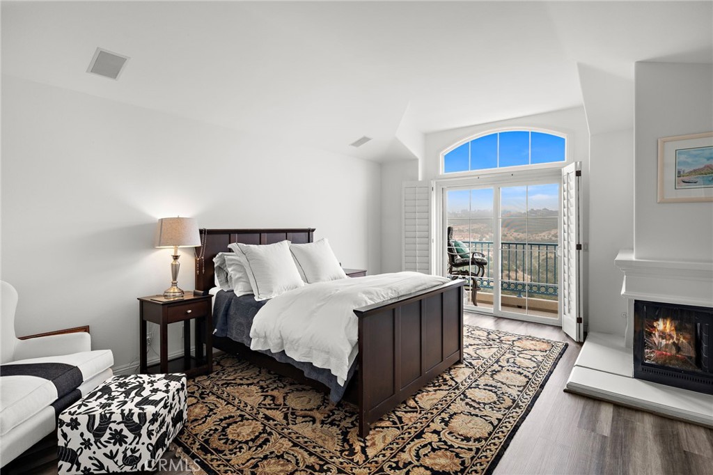 44 Chandon Property Photo 32