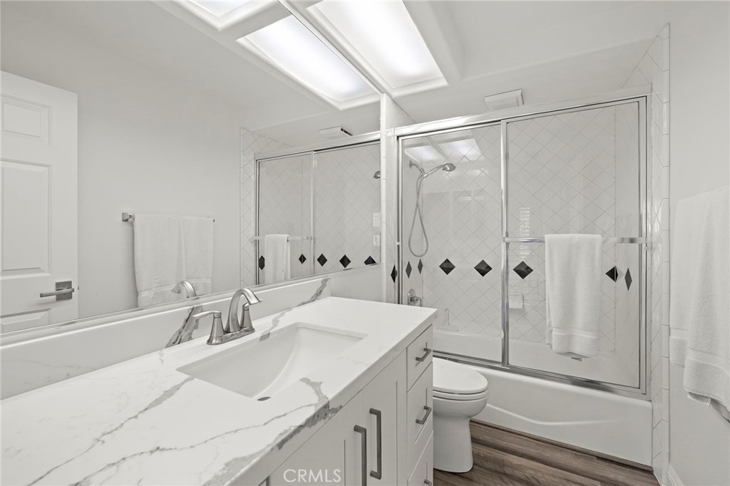 44 Chandon Property Photo 33