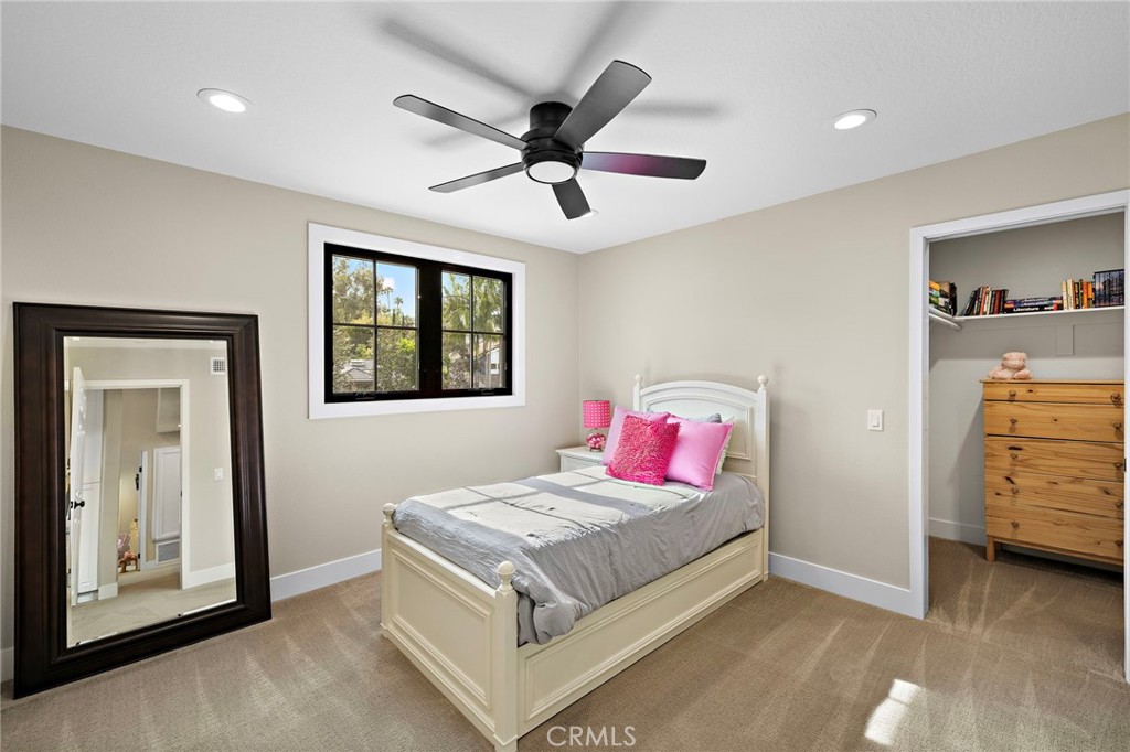 27562 Lost Trail Drive Property Photo 37