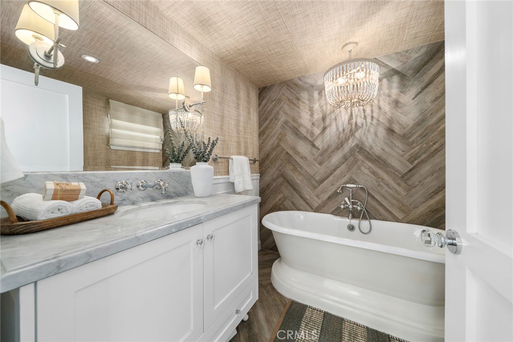 1730 E Ocean Boulevard Property Photo 13