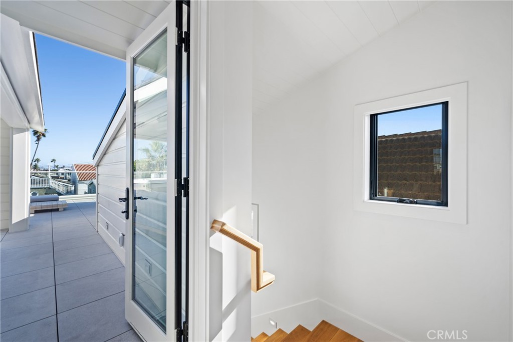 123 44th Street Property Photo 34