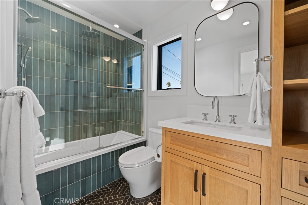 123 44th Street Property Photo 46