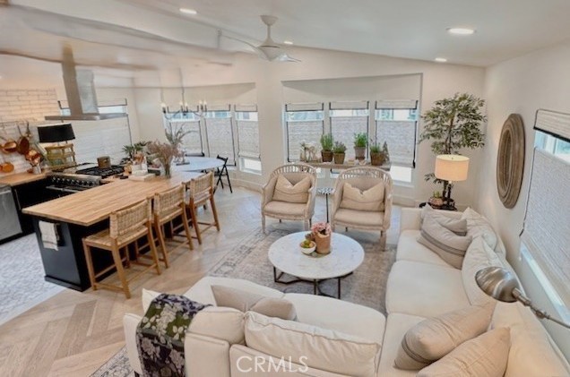 250 Mayflower Property Photo 1