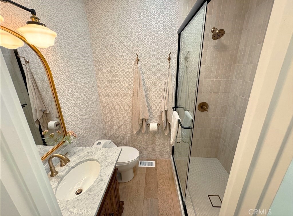 250 Mayflower Property Photo 22