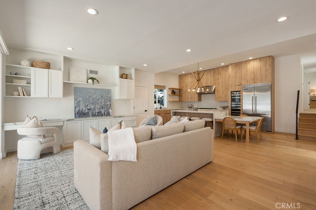 520 Iris Property Photo 6