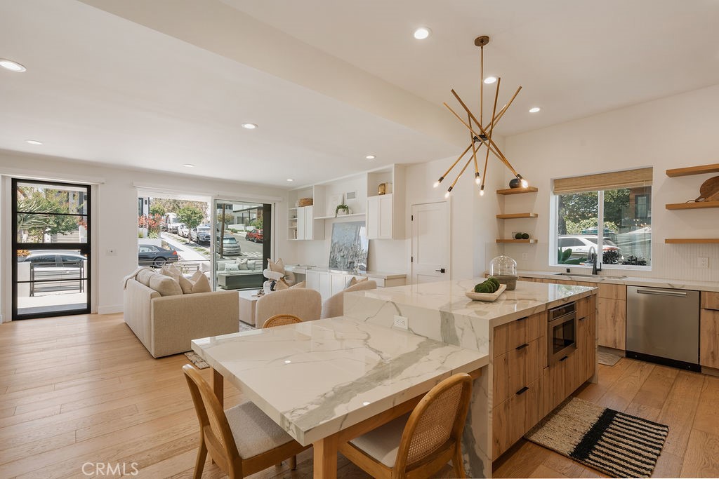 520 Iris Property Photo 11