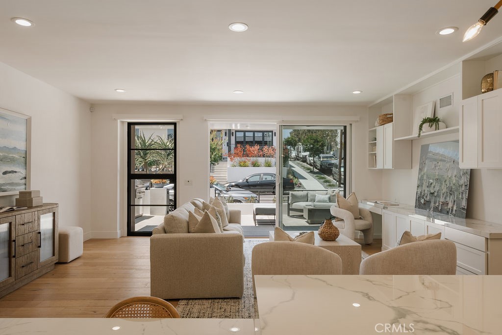 520 Iris Property Photo 23