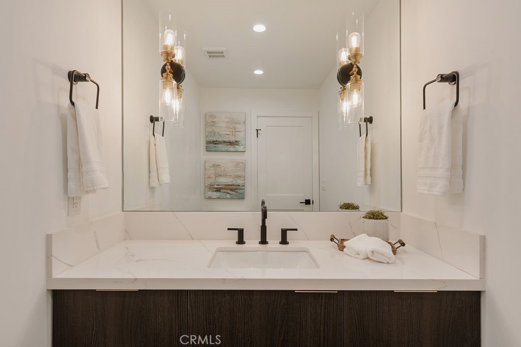520 Iris Property Photo 27