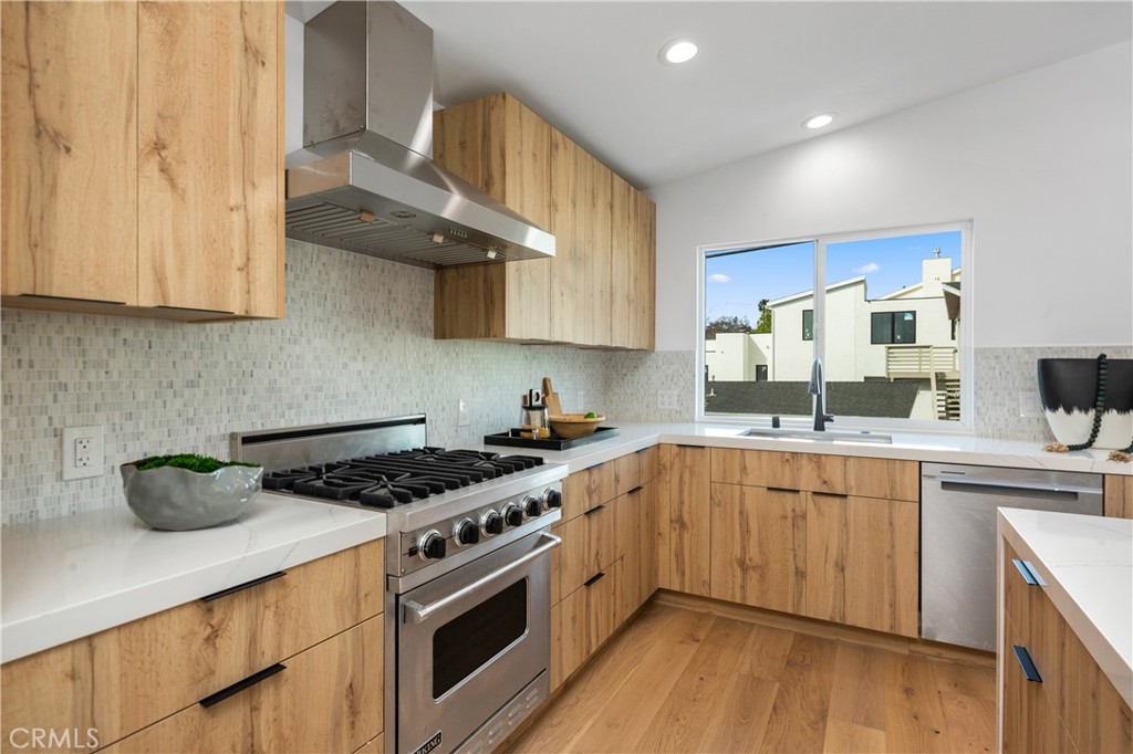 520 Iris Property Photo 48