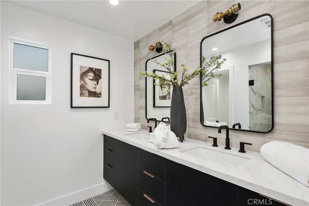 520 Iris Property Photo 72