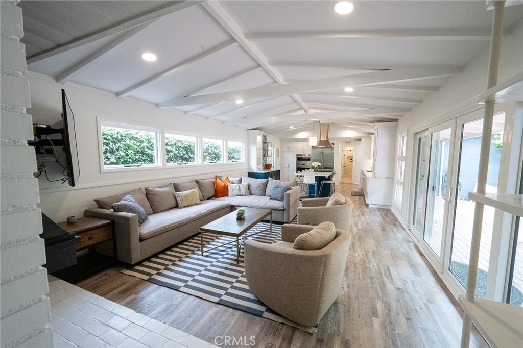 129 Via Nice Property Photo 15