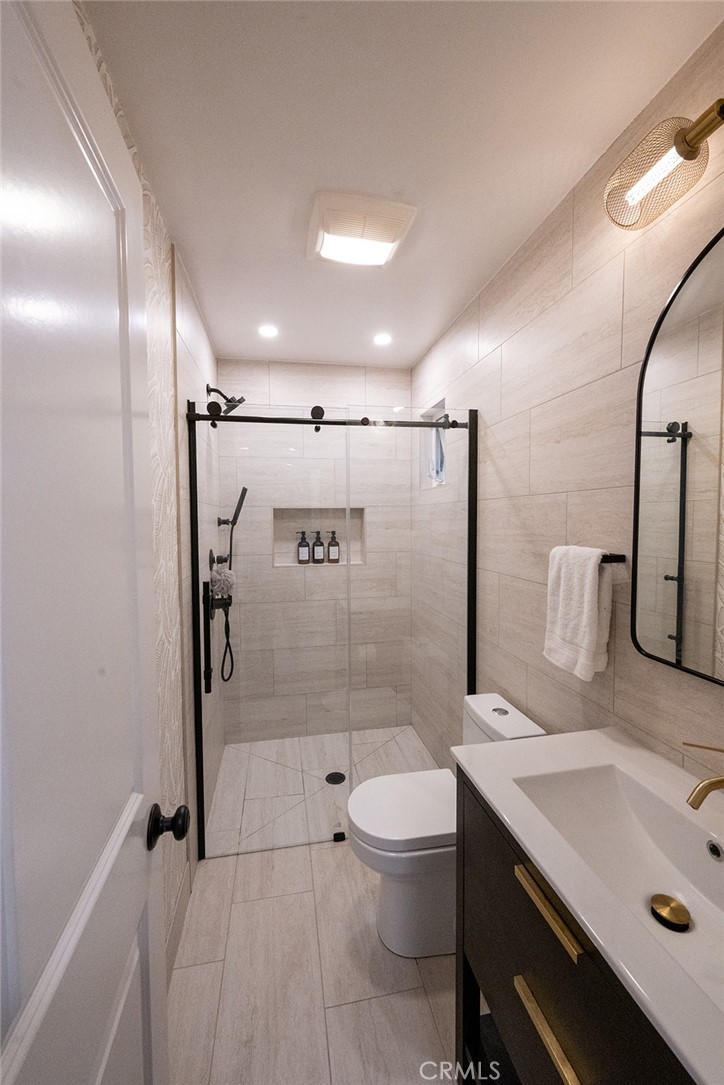 129 Via Nice Property Photo 28
