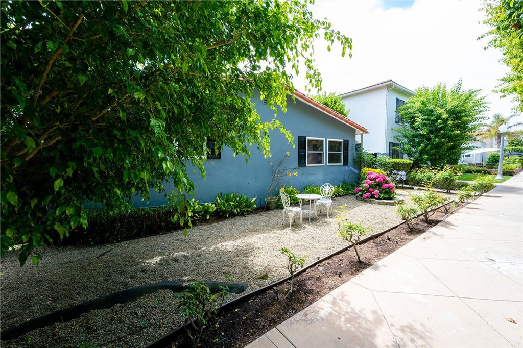 129 Via Nice Property Photo 29