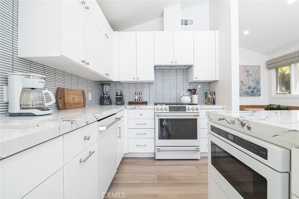 117 35th Property Photo 14