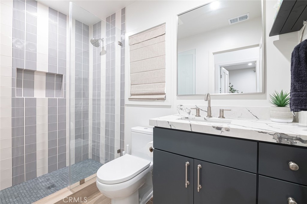 117 35th Property Photo 19