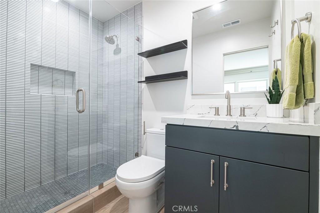 117 35th Property Photo 22