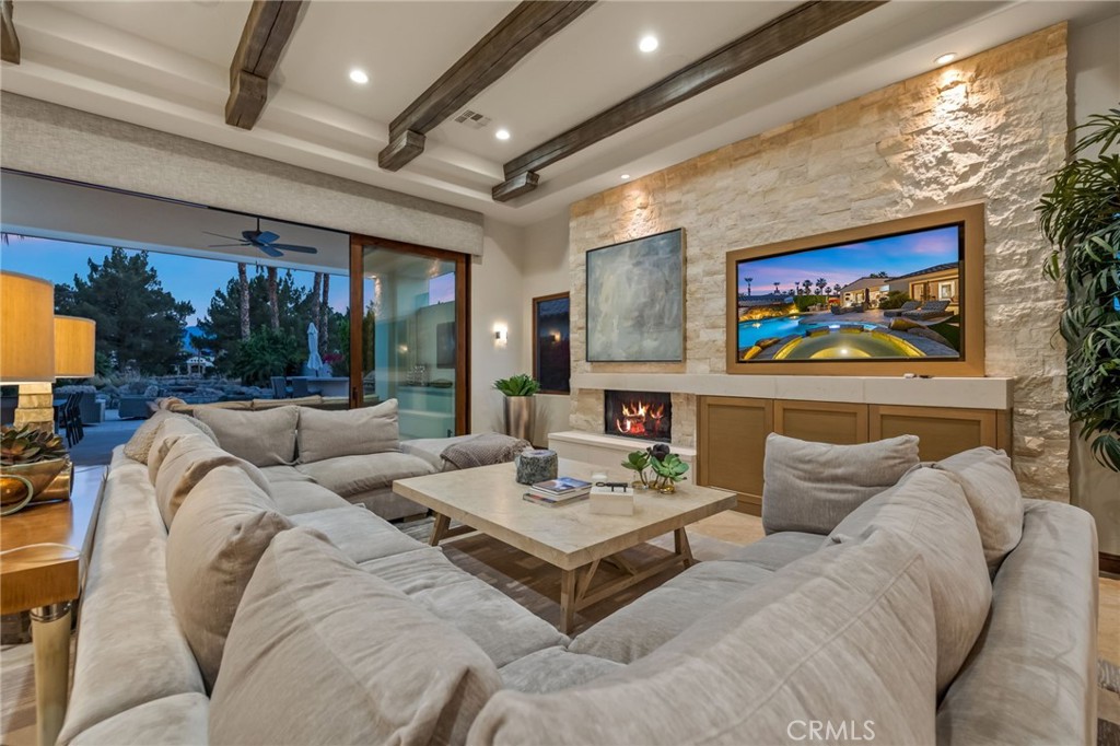 80275 Via Pontito Property Photo 7