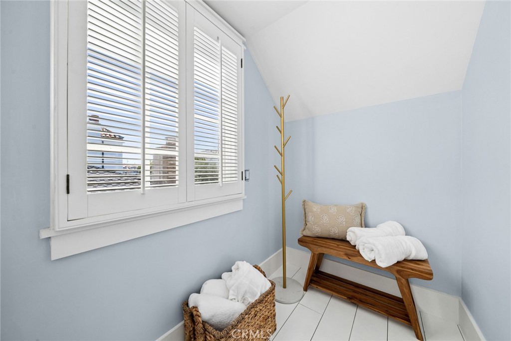 420 Acacia Property Photo 17