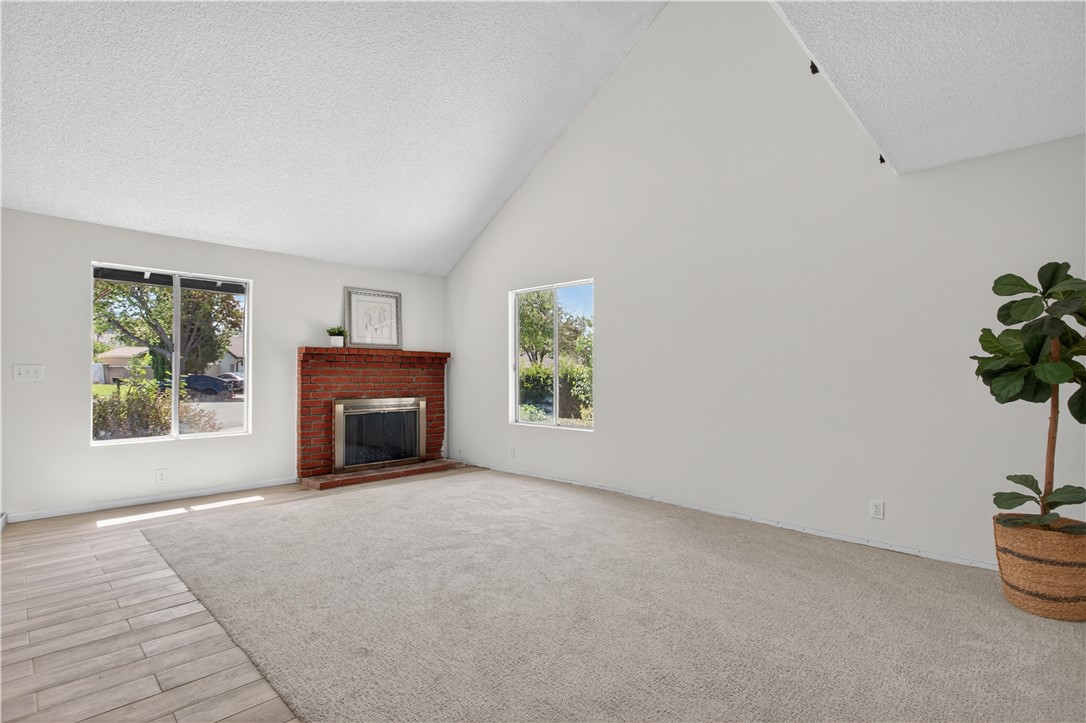284 N Renee Property Photo 5