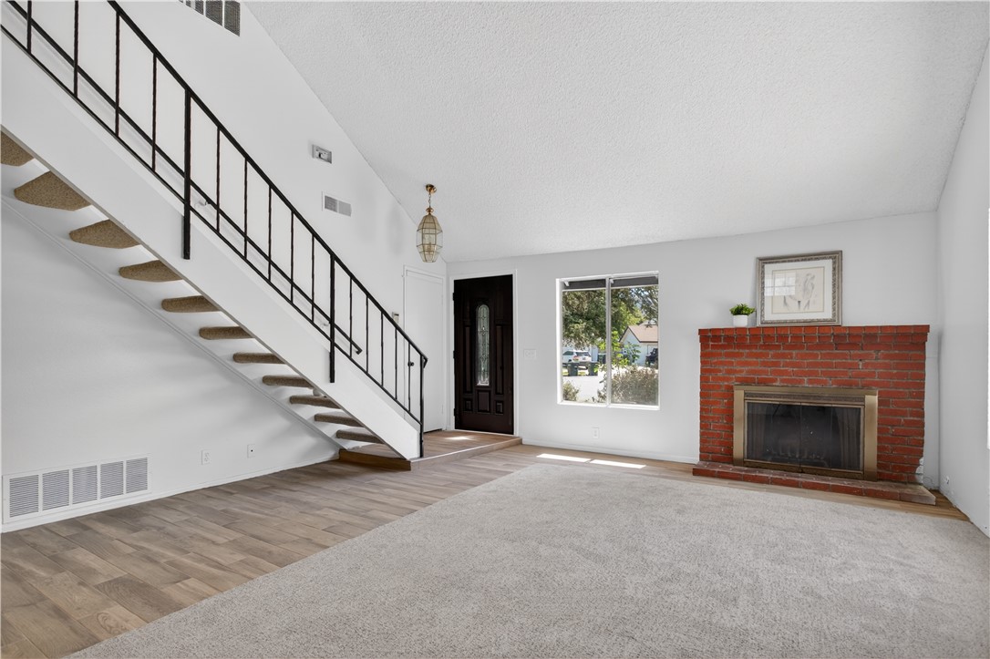 284 N Renee Property Photo 6